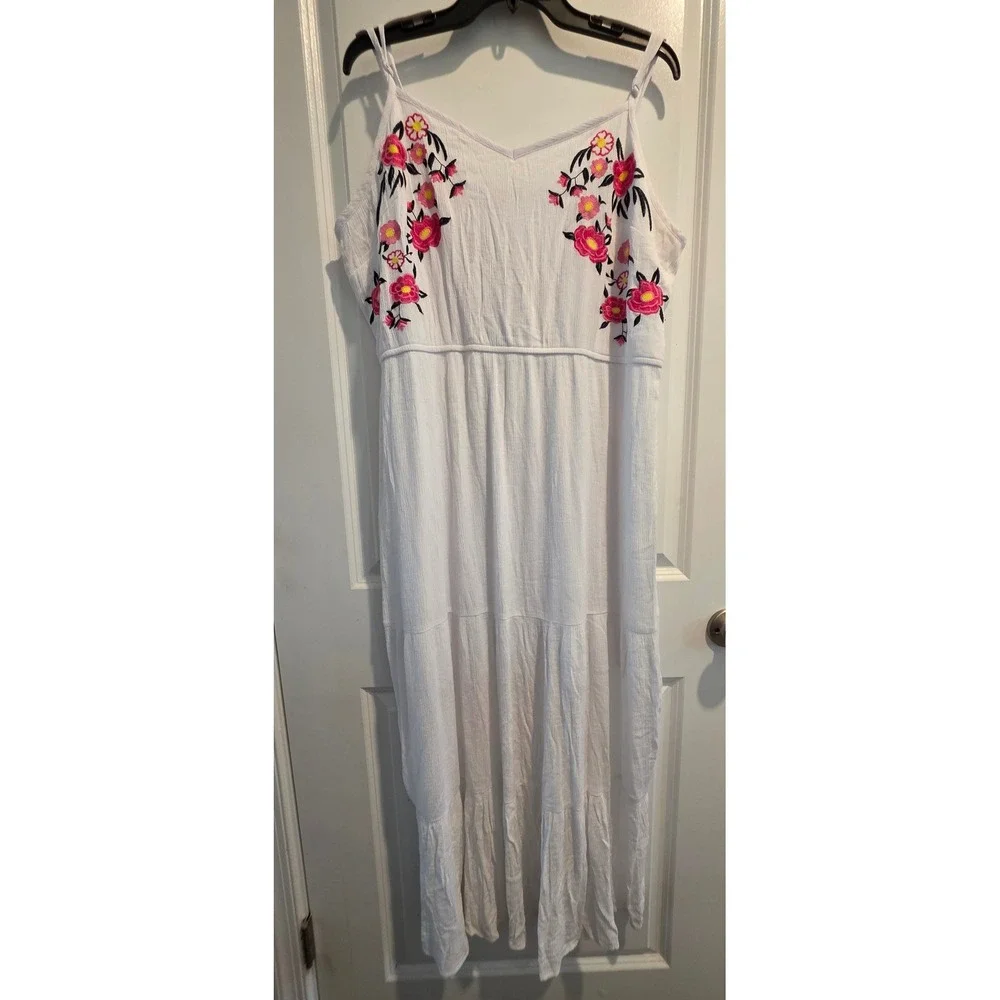 Women XXL White Floral Embroidered Tiered Maxi Dress Gauze Boho Summer Sun Dress